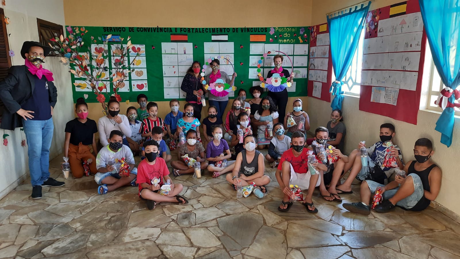 Dia das crianças no SCFV do Luiza II